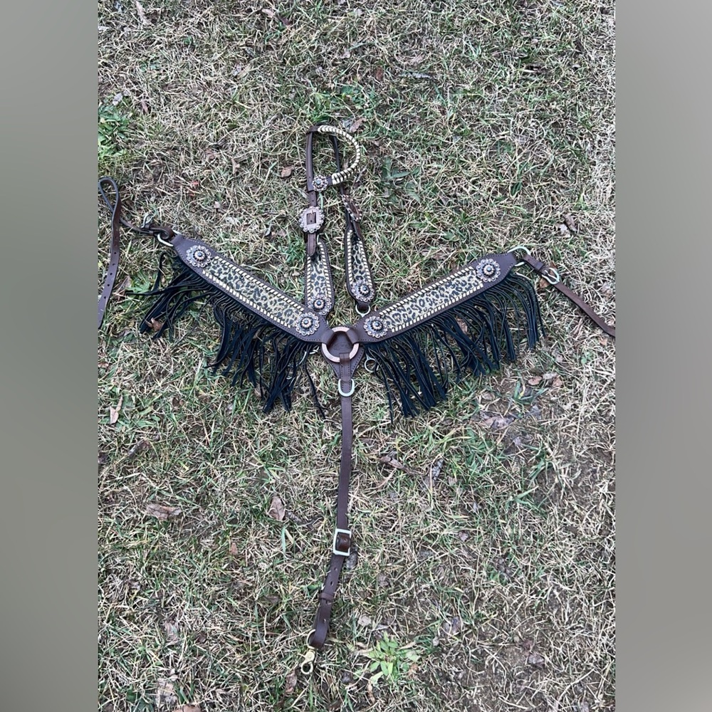 Showman western tack set